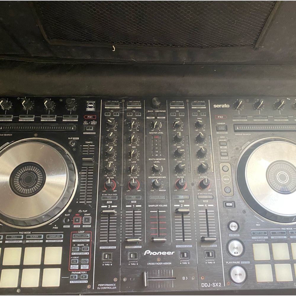 Pioneer DDJ-SX2 4 channel DJ Controller